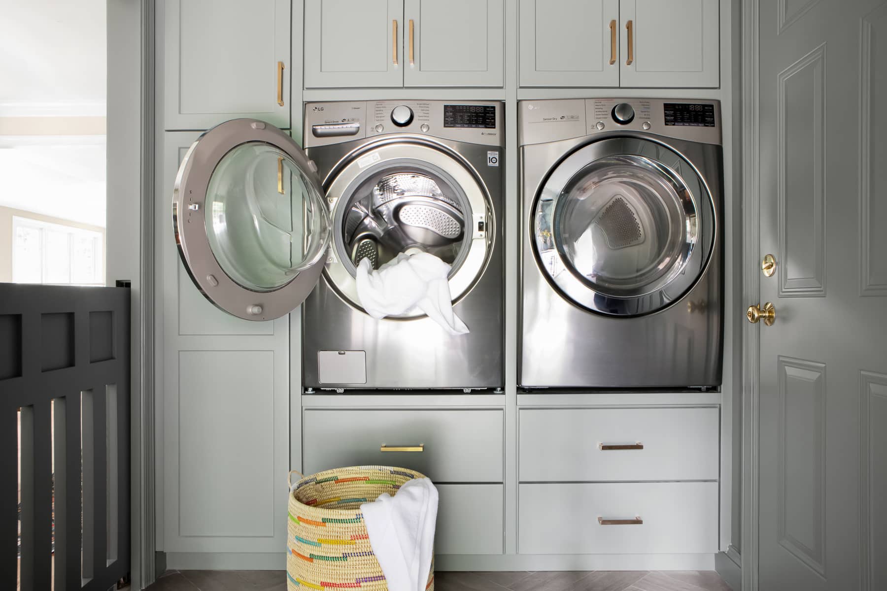 From Chaos to Purposeful: Laundry Room and Mudroom Design that Works as ...